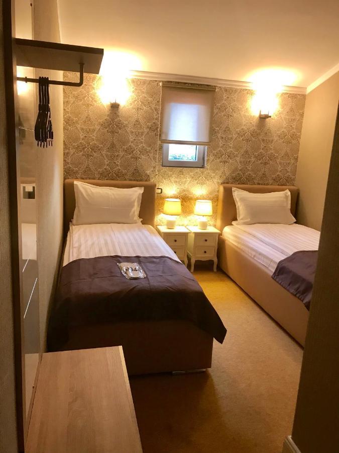 Vila 18 Hotel Boutique Bucureşti Ngoại thất bức ảnh