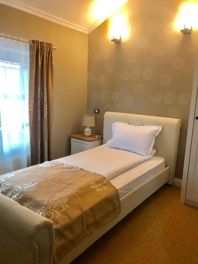 Vila 18 Hotel Boutique Bucureşti Ngoại thất bức ảnh
