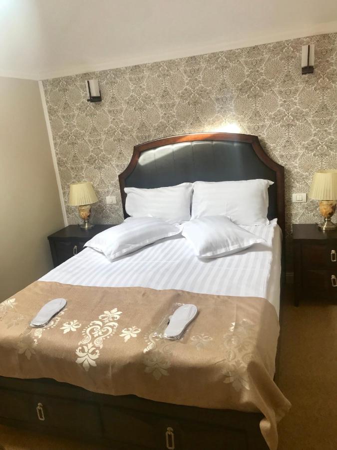 Vila 18 Hotel Boutique Bucureşti Ngoại thất bức ảnh