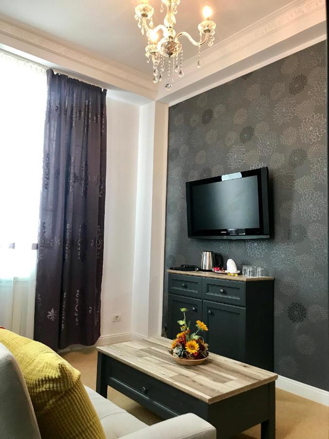 Vila 18 Hotel Boutique Bucureşti Ngoại thất bức ảnh